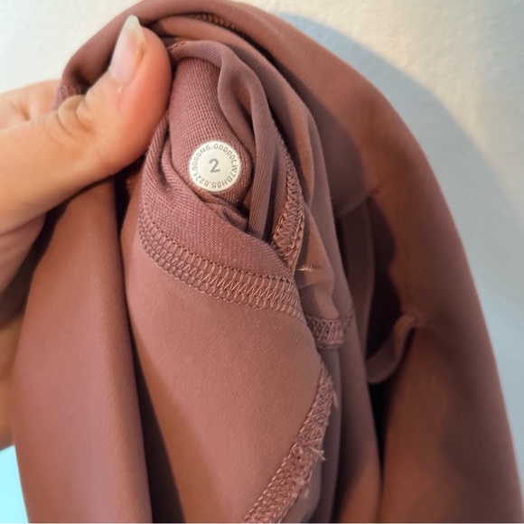 Lululemon womens Wunder Train shorts 8” spiced chai size 2 - Picture 4 of 4
